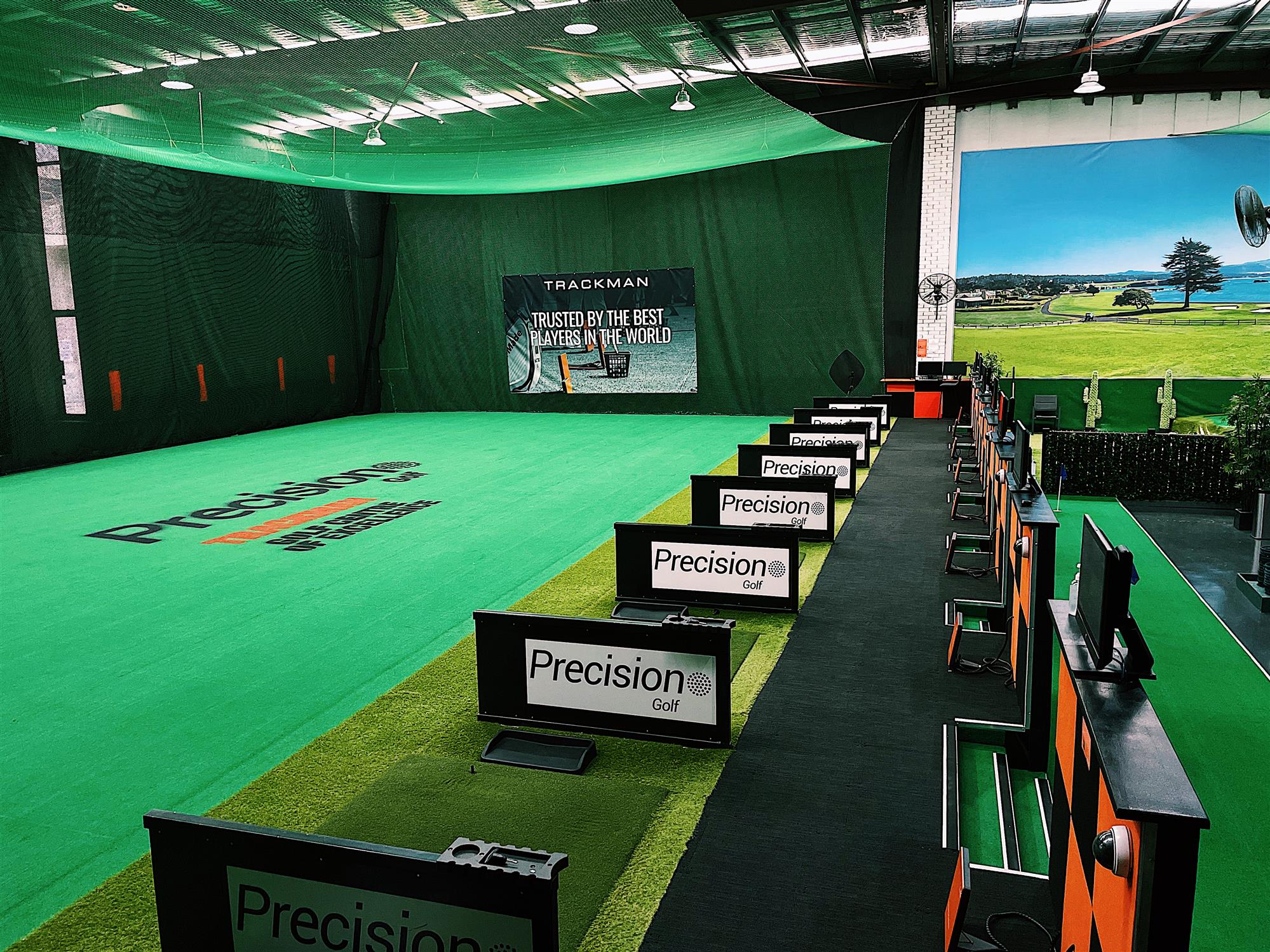 Indoor Driving Range | Golf Lessons Sydney | Precision Golf